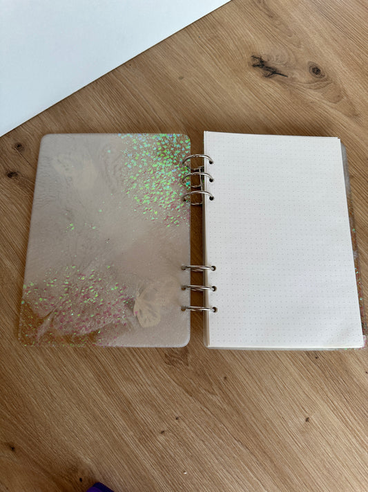 Weiser Schmetterling